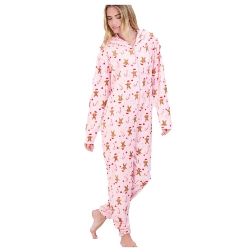 138 π NYC UNDERGROUND
PRINTED HOLIDAY ONE-PIECE HOODED
PAJAMAS - Picture 3 of 4
